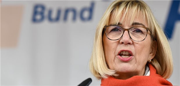 Marburger Bund und Universitätskliniken fordern Fortsetzung der Klinikreform Dr. Susanne Johna