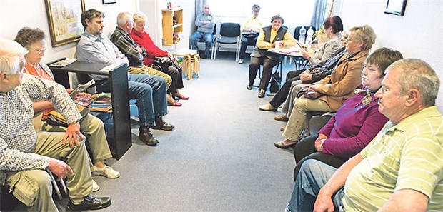Thüringer Ärzte wehren sich gegen Praxisabbau Wartezimmer voll - und dennoch sollen Praxen geschlossen werden? Auch in Thüringen ist die Aufregung groß.