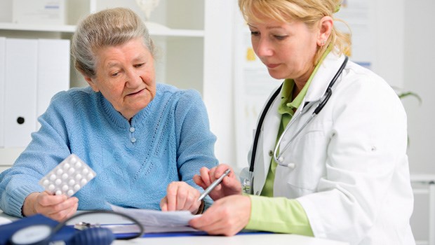 Derzeit kann alles bleiben, wie es ist Was Ärzte ihren Patienten verordnen interessiert auch Marktforscher. Sie kaufen anonymisierte Rezeptdaten von den Apothekenrechenzentren.