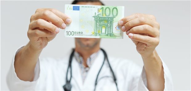 Was bleibt von den Praxiseinnahmen übrig? 2019 mussten Praxisinhaber gut 48 Prozent für die Praxisaufwendungen abziehen.