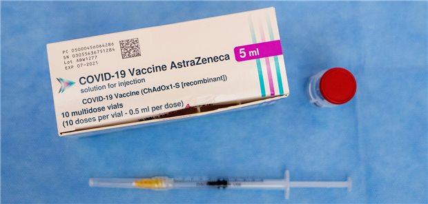 Forscher finden HSP in Vaxzevria – mögliche Auslöser für VITT? Was führt bei der COVID-19-Vakzine von AstraZeneca zu den seltenen VITT-Fällen?