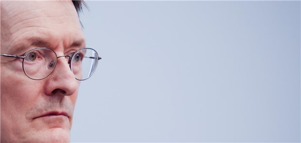 Lauterbach speckt geplantes Versorgungsgesetz massiv ab Was hat er vor, der Herr Minister?