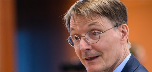 Uni Köln entlastet Lauterbach von Lebenslauf-Vorwürfen „Weder grobe Fahrlässigkeit noch Vorsatz festzustellen“: Die Universität Köln hat das Prüfungsverfahren im Falle von Professor Karl Lauterbach nach einer entsprechenden Empfehlung der „Kommission zur Sicherung guter wissenschaftlicher Praxis“ (GWP) eingestellt.