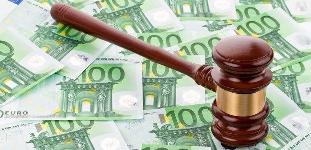 Bereitschaftsarzt verurteilt Wegen Fahrlässiger Tötung wurde ein Arzt zu 6000 Euro Geldstrafe verurteilt.