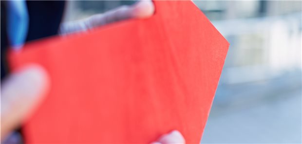 Wegweiser Arzt? Nur wenn der Patient ausdrücklich eine Anbieterempfehlung wünscht, sind Praxisinhaber als Tipp-Geber berufs- und wettbewerbsrechtlich auf der sicheren Seite.