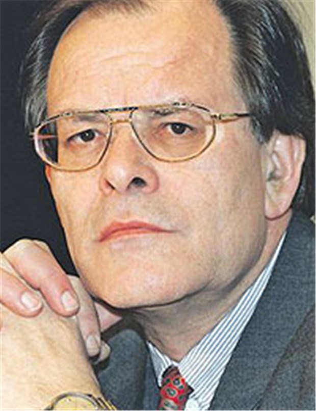Das hat das Gesundheitsstrukturgesetz gebracht "Weil wir es wollten, hatten die Lobbyisten gegen uns keine Chance", sagt Rudolf Dreßler, SPD-Sozialpolitiker.
