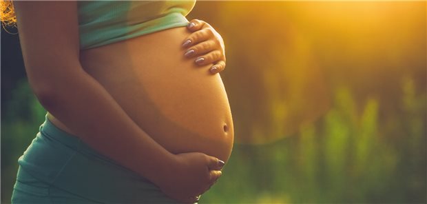 Welche Auswirkungen hat es, innerhalb der zwölf Monate vor der Schwangerschaft oder nach der Empfängnis die Pille genommen zu haben? Ein Forschungsteam hat das untersucht.