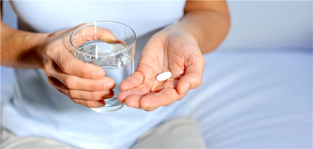 Welche Medikamente sollten gegen chronische Schmerzen genommen werden? Aus einem Cochrane-Review geht hervor, dass Antibiotika wohl nicht wirksam sind.
