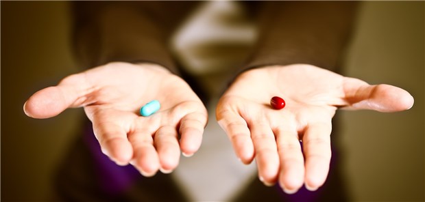 Wenn Arzt und Apotheker Berührungsängste haben Welche Pille schluckt der Patient? Arbeiten Arzt und Apotheker nicht Hand in Hand, oftmals eine bittere.