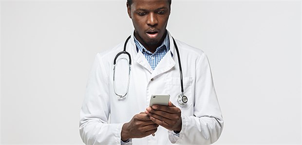 Die Gesundheitsgefahren von Smartphones Welche medizinischen Mythen über moderne Smartphones stimmen? Wir geben eine Übersicht.
