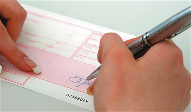 Arzneipaket: KBV sieht Rösler auf dem rechten Weg Weniger Vorschriften, weniger Regressdruck: Bei Arzneiverordnungen sollen Vertragsärzte bald entlastet werden.
