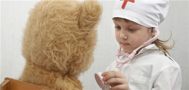 Lieferengpässe auf breiter Front? Gesundheitsministerium winkt ab Wenn Kinderarzneimittel knapp werden, ist schnell Schluss mit lustig. Dazu sieht das BMG derzeit aber keinen Grund.