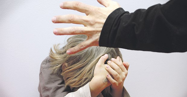 Rechtsmediziner helfen Ärzten bei Aufklärung von Missbrauch Wenn es um die Diagnose Kindesmisshandlung geht, unterstützen Rechtsmediziner der MHH niedergelassene und Klinikärzte.
