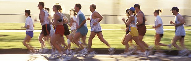 Joggen mit neuer Hüfte schadet nicht Wenn für Europäer dasselbe gilt wie für die japanischen Studienteilnehmer, wäre Joggen auch mit einer Totalhüftendoprothese erlaubt.