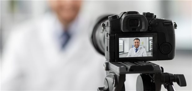 Wer Social Media als Aushängeschild für die Praxis nutzt, sollte für die Produktion der Inhalte auch das richtige Equipment nutzen.
