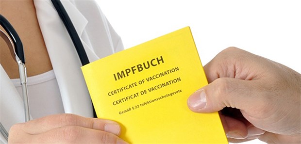 Auf Reisen die Leber schützen! Wer auf sorgfältige Hand- und Lebensmittelhygiene achtet und sich vor dem Urlaub gegen Hepatitis A impfen lässt, verringert sein Infektionsrisiko.