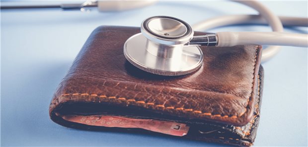 Hartmannbund: Wenn der Notfall keiner ist, sollen Patienten für Notdienst zahlen Wer den Notdienst aufsucht, aber eigentlich noch bis zum nächsten Tag hätte warten können, soll an den Kosten beteiligt werden. Das wird jetzt wieder häufiger gefordert.