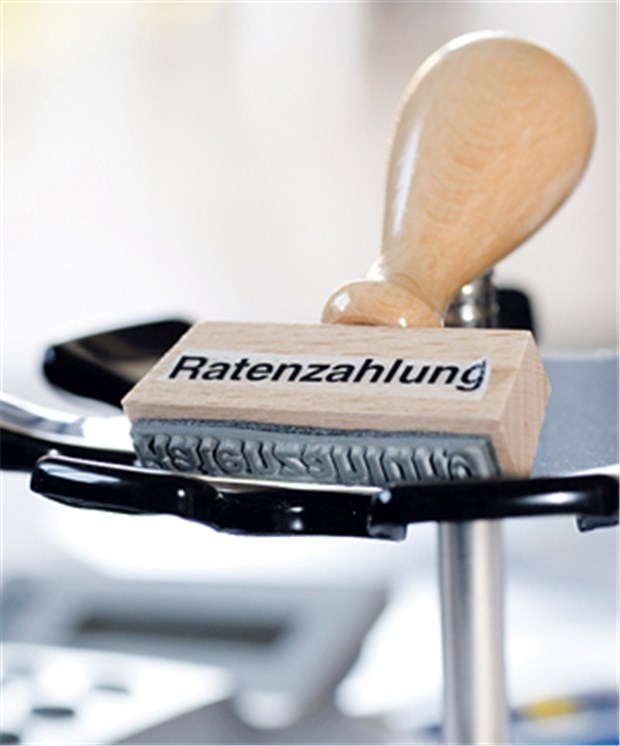 Gebühren für Ratenkredite gehen ins Geld Wer den Ratenkredit vorzeitig kündigt, muss bei vielen Banken mit einer Gebühr von bis zu vier Prozent der Darlehenssumme rechnen.