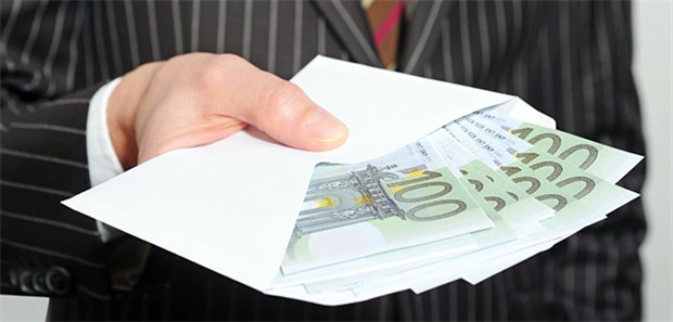 Stoff für die Ausschuss-Arbeit Wer im Gesundheitswesen bestelich ist oder selbst besticht, dem drohen künftig Freiheitsstrafen.