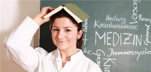 170 Quoten-Medizinstudenten in NRW Wer in Nordrhein-Westfalen Medizin studieren will und kein Super-Abi hat, dem kann vielleicht mit der Landarztquote geholfen werden.