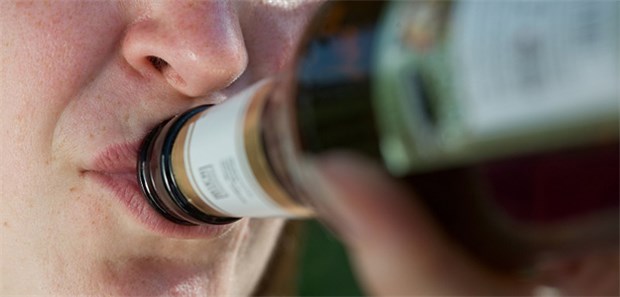 Elf Minuten Achtsamkeits-basierte Therapie bremsen Bierdurst Wer seltener zur Flasche greifen möchte, dem könnten Achtsamkeitsübungen helfen.