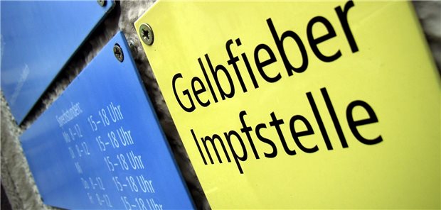 Wer sich gegen Gelbfieber impfen lassen will, sollte dafür eine von den Gesundheitsbehörden zugelassene Gelbfieber-Impfstelle nutzen.
