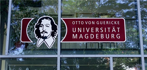 Wer sich in Forschung und Lehre besonders bewährt hat, kann an der Uni Magdeburg zum außerplanmäßigen Professor ernannt werden.