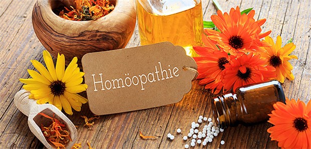 Patienten sollen Homöopathie selbst bezahlen Wer soll Homöopathie bezahlen? Die Diskussion darüber ist in Deutschland im vollen Gange.
