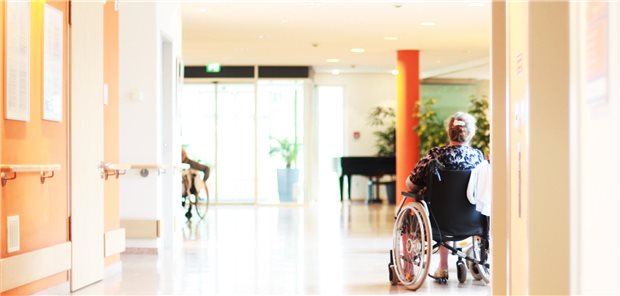 Wie Pflegebedürftigkeit im Alter verhindern? Der PKV-Verband setzt auf den Ausbau von Präventionsangeboten.