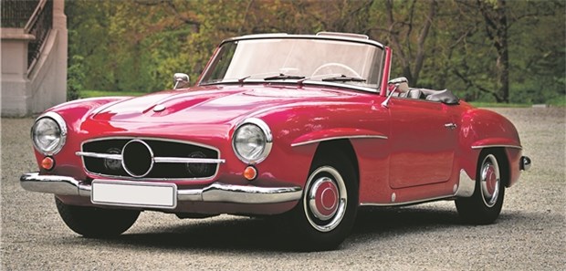 Oldtimer erfreuen Auge und Anleger-Herz Wie aus dem Ei gepellte Luxuskarossen früherer Zeiten werden heute hoch gehandelt.