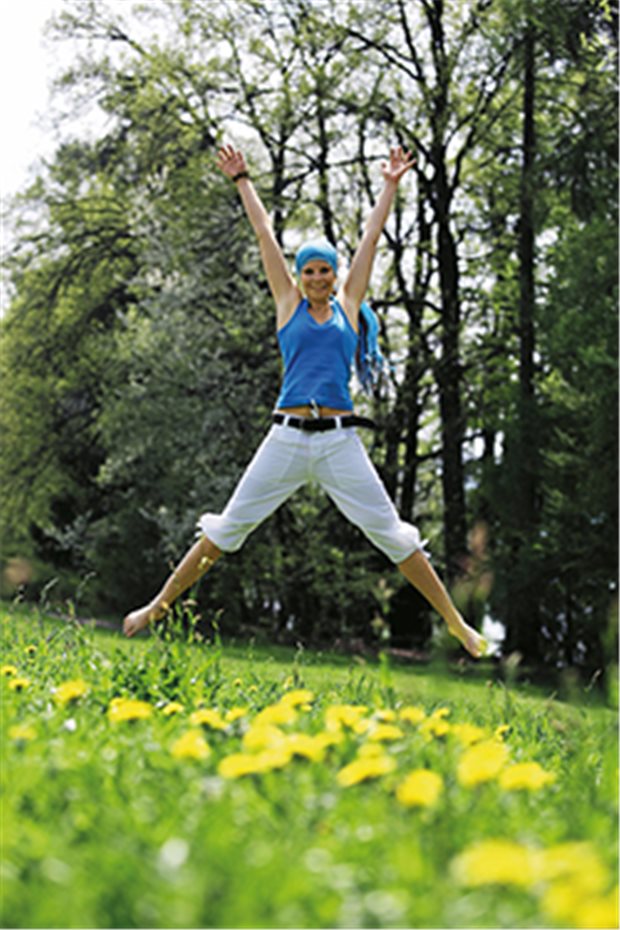 Auf der ewigen Suche nach dem Jungbrunnen Wie bleibt der Mensch jung, gesund und schön? Gesundheit bleibt auch in Zukunft ein Megatrend - ohne den Arzt überflüssig zu machen.