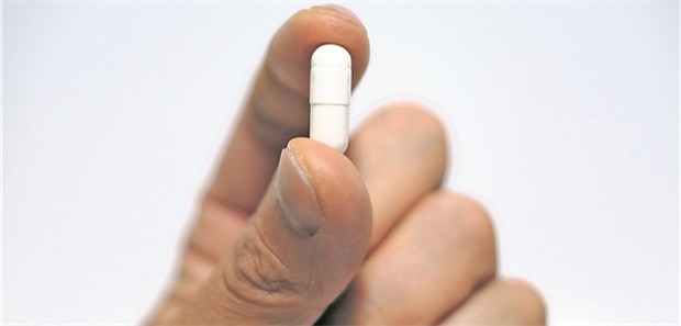 Pillendose zum Schlucken für 1x wöchentliche HIV-Therapie Wie eine normale Arzneimittelkapsel sieht die „Pillendose für den Magen“ aus. Sie enthält ein auffaltbares Trägersystem mit Arzneiwirkstoffen.
