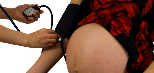 Wie hoch ist der Blutdruck? Schwangere mit Hypertonie sind ein besonderes Klientel.