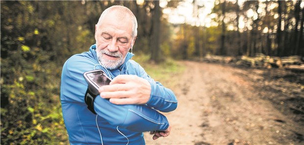 Smartphones – das Rückgrat der digitalen Diabetesversorgung Wie hoch ist der Blutzucker gerade? App-Lösungen können diese Frage beantworten.