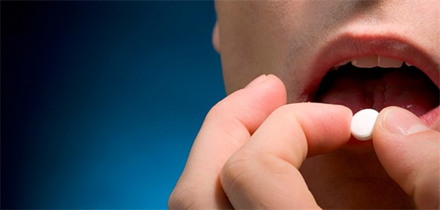Wie viel ASS ist zu viel? Wie hoch muss ASS dosiert werden, um kardiovaskuläre Ereignisse zu vermeiden, aber das Risiko für Blutungen nicht unnötig zu steigern?