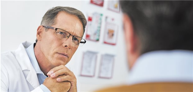So läuft das Patientengespräch mit Alkoholkranken optimal Wie kann man das Patiengespräch gut gestalten? Ein Leitfaden gibt Tipps.