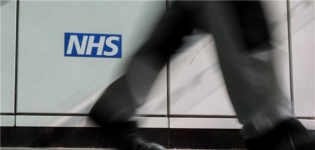 Wie schlecht steht es um den britischen Gesundheitsdienst NHS? Die Labour Partei wirft der Regierung vor, die Zahlen zu beschönigen