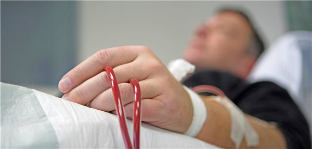 Wie viel Dialyse am Lebensende ist notwendig? Dieses Thema gibt unter Nephrologen Anlass zu Diskussionen.