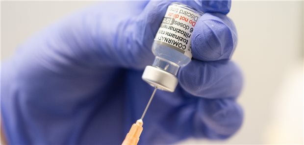 Bivalenter COVID-Impfstoff? DEGAM ist dagegen Wie viele darf’s denn sein von der COVID-Vakzine?