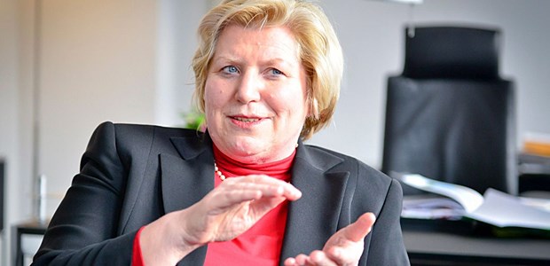 Will hart mit dem Finanzminister ringen: Cornelia Rundt.