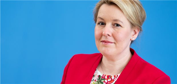 Giffey: Kinder und Jugendliche vorrangig impfen Will zügige Impfungen von Kindern und Jugendlichen: Bundesfamilienministerin Franziska Giffey (SPD).