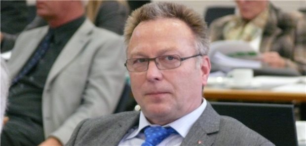 Ja zu mehr Studienplätzen, Nein zur Quote Hessens Kammerpräsident Dr. Edgar Pinkowski.