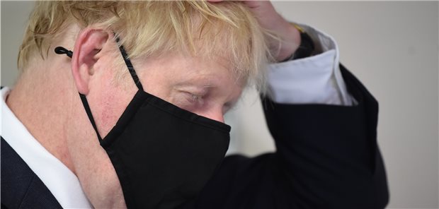 Corona-Krise: Johnson räumt Fehler ein „Wir müssen so schnell wie möglich aus unseren Fehlern lernen“, räumt der britische Premierminister Boris Johnson nach einem Jahr Amtszeit mit Blick auf die Corona-Krise ein.