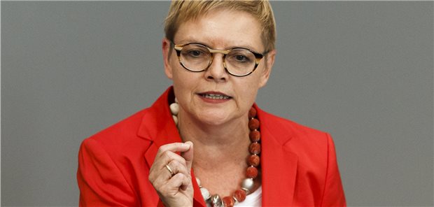Diakonie verzichtet auf Beschluss zum Altenpflege-Tarifvertrag „Wir sind fassungslos“, erklärte Sabine Dittmar (SPD), gesundheitspolitische Sprecherin ihrer Fraktion