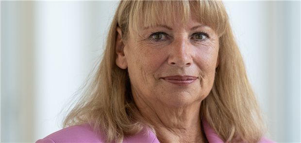 Wir werden alle Maßnahmen des 20-Punkte-Planes einem Aktualitäts-Check unterziehen und mit Blick auf zu erwartende Entwicklungen gegebenenfalls nachjustieren: Sachsens Sozialministerin Petra Köpping (SPD).