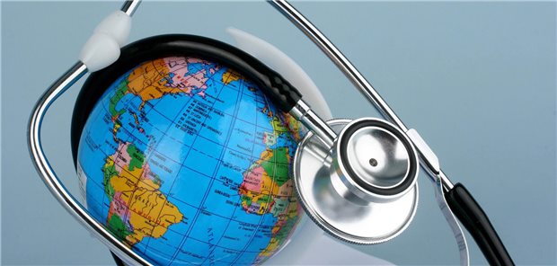 Mehr als 9.000 Deutsche studierten 2022 im Ausland Medizin Wo soll es denn zum Medizinstudium hingehen? Laut Statistischem Bundesamt studierten 2022 mehr als 9.000 Deutsche in 17 Ländern außerhalb Deutschlands Medizin.