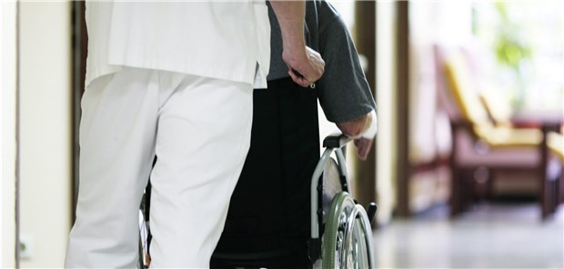 NRW dreht an Stellschrauben für mehr Gesundheitsjobs Woher neue Fachkräfte holen? NRW konstatiert eine Diskrepanz zwischen offenen Stellen und Bewerbern. Erste Initiativen laufen an.