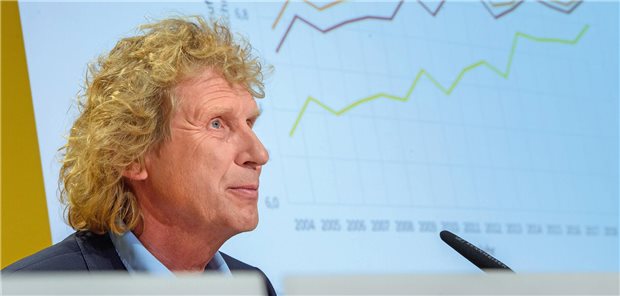 Stiftung Marktwirtschaft fordert GKV-Finanzstabilisierung auch mittels Eigenanteil Wirtschaftswissenschaftler Bernd Raffelhüschen