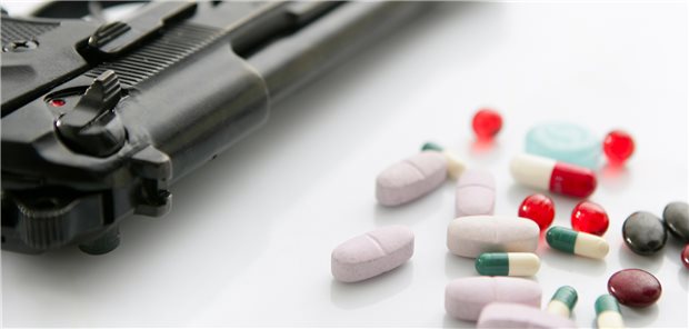 „Würden wir über Pistolen statt Medikamente reden, sähe die Diskussion wohl anders aus.“ Das sagt Heiner Melching, Sozialpädagoge bei der Deutschen Gesellschaft für Palliativmedizin, im Interview zur ärztlichen Suizidassistenz.