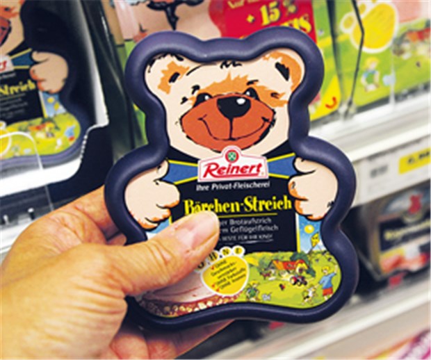 Die Bärchen-Wurst lockt Kinder als Kunden Wurst im Bärchen-Look: Schon an den Regalen geht das Quengeln der Kinder nach Produkten los, die auf sie zugeschnitten sind.